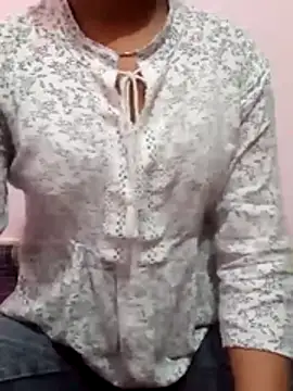 pari rani7 online show from February 18, 4:44 am