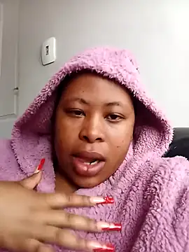 BubblyBeautiful online show from October 19, 11:56 am