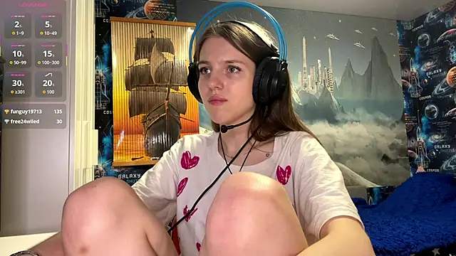 Elira Breeze online show from November 30, 2:21 pm