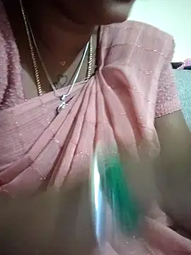 sweetqueen143 online show from October 3, 5:51 pm