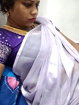 sweetqueen143 online show from April 4, 3:11 pm