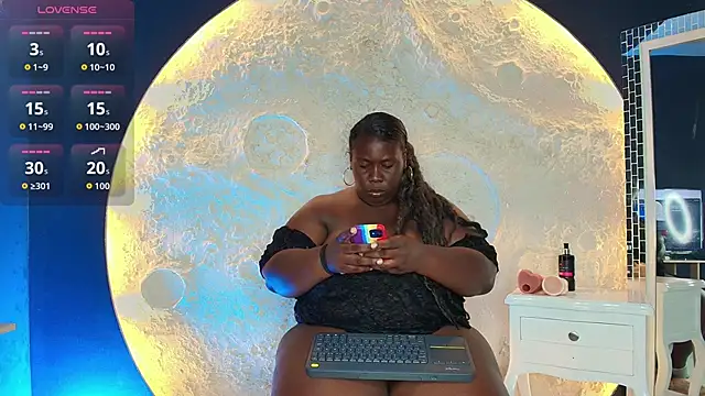 CarolinaGomez  online show from November 4, 8:25 pm