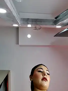 ValeNiitaLuv online show from February 1, 4:33 am