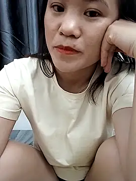 Norah-h online show from November 8, 1:49 pm