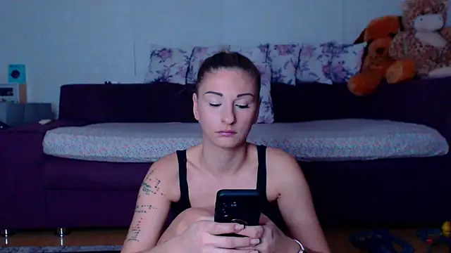 CassieSpell online show from March 24, 9:20 pm