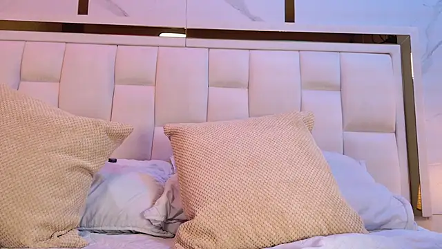 samanthaa sm online show from March 1, 12:27 pm