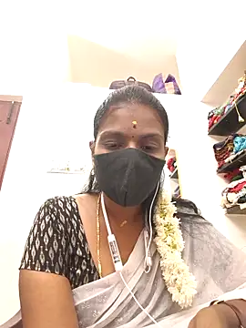 Tamil Yalini12 online show from March 22, 5:02 am