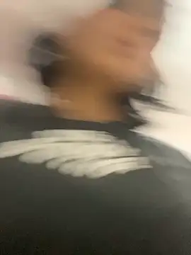 xoxo milk online show from February 15, 1:30 am