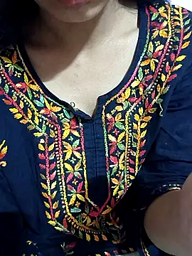 anayahotty online show from October 7, 11:20 pm