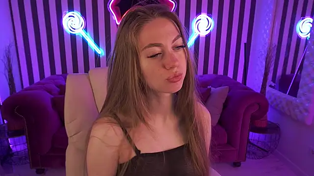 GoGoDream online show from April 24, 6:05 am