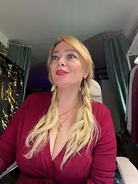 Sweet-blonde online show from April 2, 10:07 pm