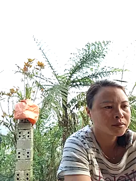 xuxulovezz online show from April 4, 12:53 am