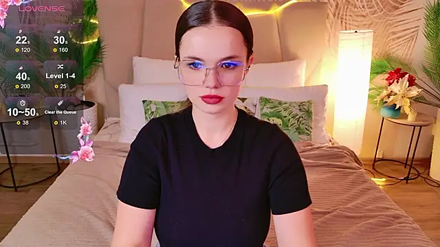 KellyHayden online show from February 2, 5:23 pm