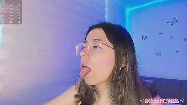 sweettvera online show from March 17, 1:04 pm