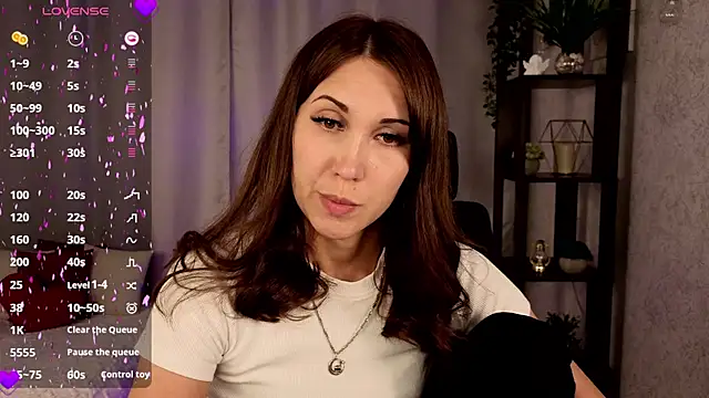 DreamVelour online show from October 1, 6:57 pm