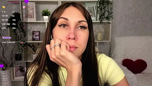 DreamVelour online show from November 29, 4:49 am