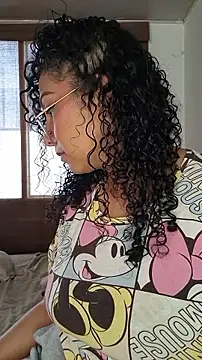 LondonHilton online show from February 18, 6:07 pm