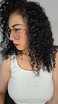 LondonHilton online show from February 16, 3:01 pm