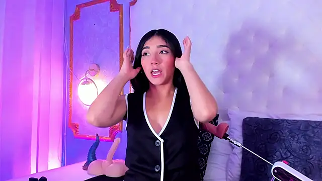 Mariana Kalo online show from February 7, 10:41 am