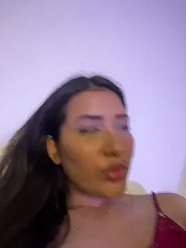 IsabellaJoness  online show from April 16, 9:39 pm