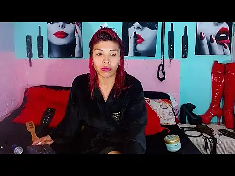 mylygrey online show from April 10, 11:11 pm