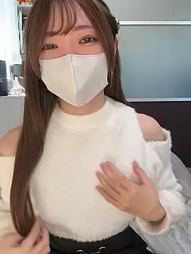 Moe v v online show from February 21, 4:02 am