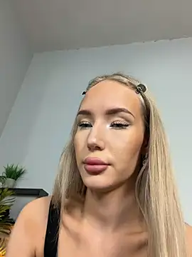 MaryDavies online show from March 20, 7:13 am