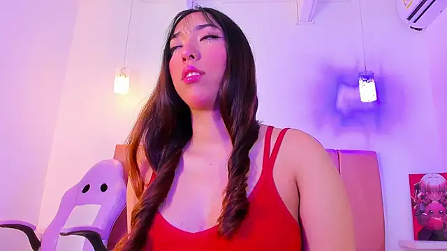 emily  walker online show from December 17, 3:33 am