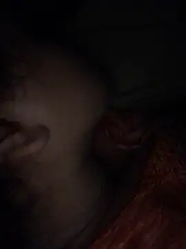 sexy couple2121 online show from May 10, 7:27 pm