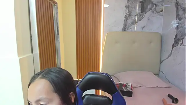 SAMANTHABENET online show from November 22, 7:27 pm