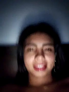 NileveSantanna online show from March 5, 7:15 am