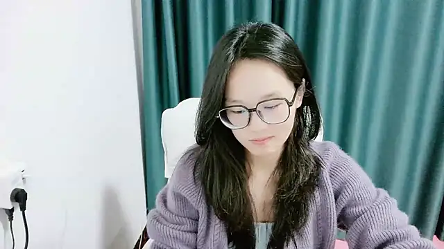 guai00 online show from October 31, 1:37 pm