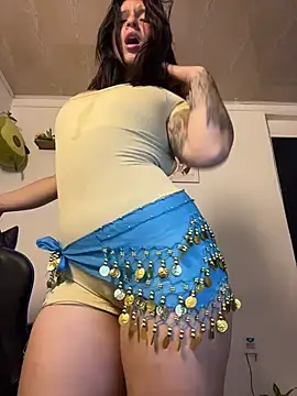 came lia1 online show from July 4, 3:57 am