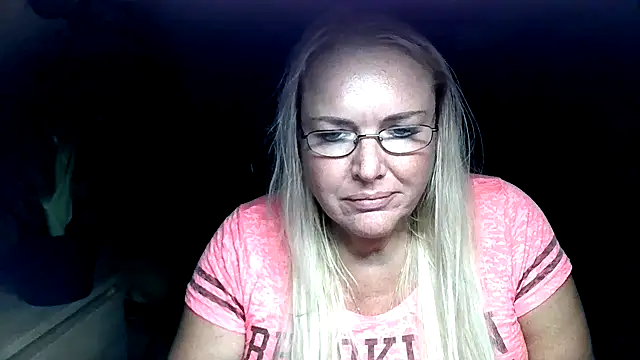 Sandy-Summer online show from September 27, 6:15 pm