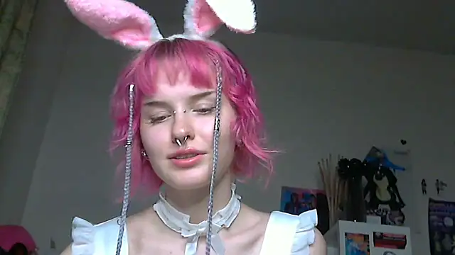 Paradoxy  online show from March 30, 8:08 pm