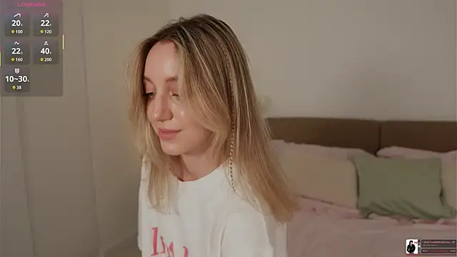 SophieBelll online show from June 5, 11:05 am