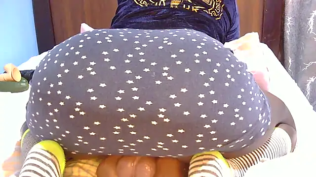 SpiceySnack online show from March 14, 5:41 am