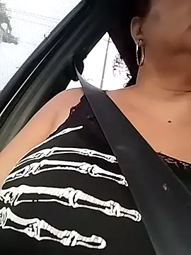 MEYBELLATINA online show from October 3, 11:10 pm