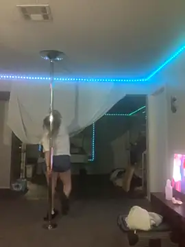 BuzzBunni69 online show from October 13, 1:41 am