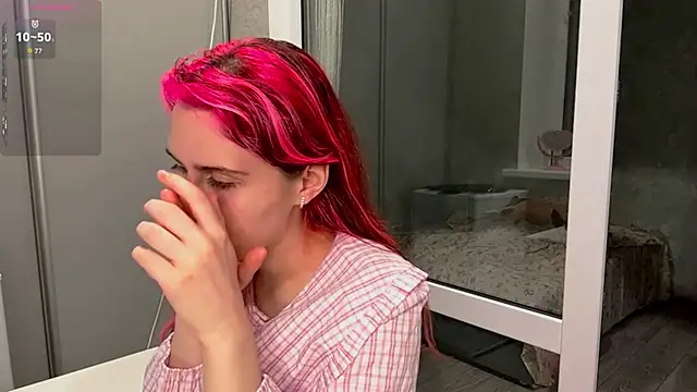 FawnDubler online show from October 3, 6:24 pm