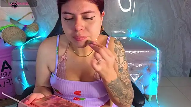 draviana a  online show from February 17, 3:06 am