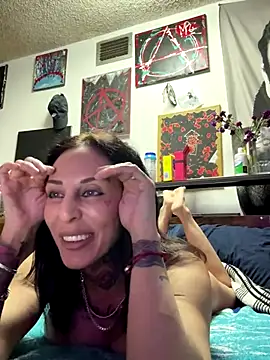 inkdmagz online show from November 15, 10:44 pm