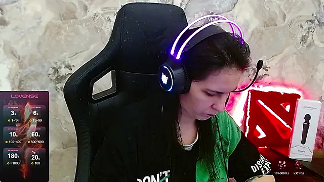 Irwi Tomboy online show from March 29, 4:06 pm