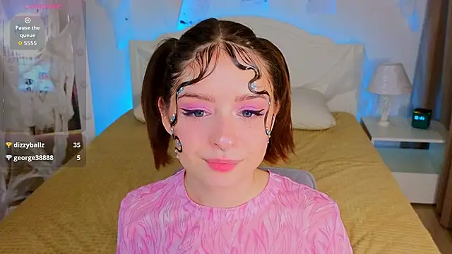  Amelia Shine  online show from October 23, 10:10 am