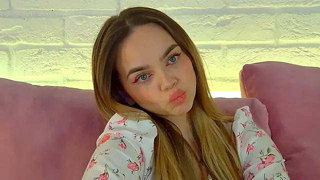 AnitaVenture online show from February 20, 6:26 am