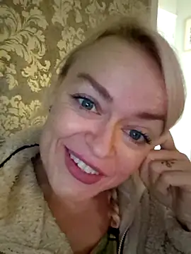 demidelightfulxx online show from October 11, 11:04 am