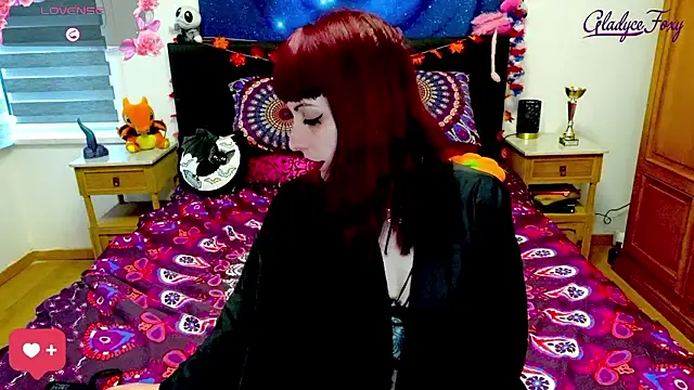 Gladyce Foxy online show from January 9, 2:32 pm