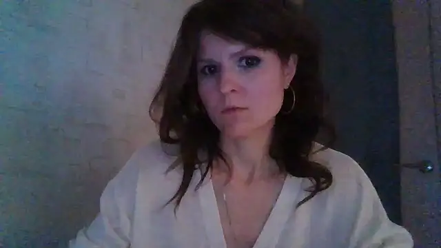 Arivonne online show from February 8, 10:12 pm