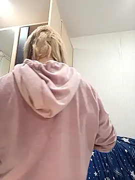 Conny Shellie online show from January 18, 7:04 am