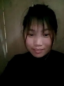 min-xinh online show from February 18, 7:40 am